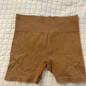 Women’s ribbed seamless Bike Shorts Colsie size XL burnt Orange